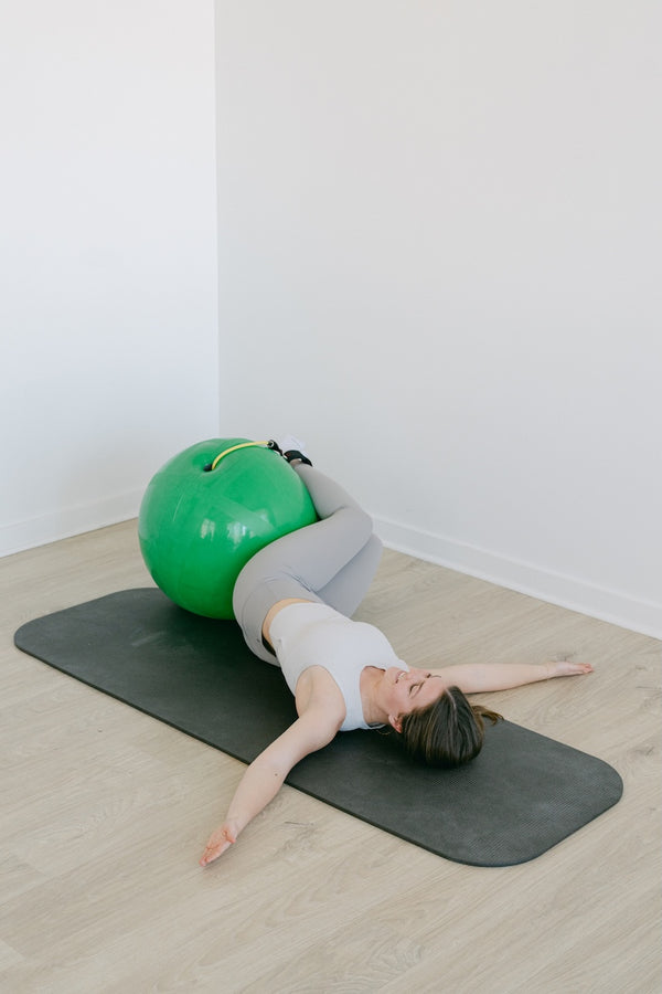 Stretch: Lower Body Rotation